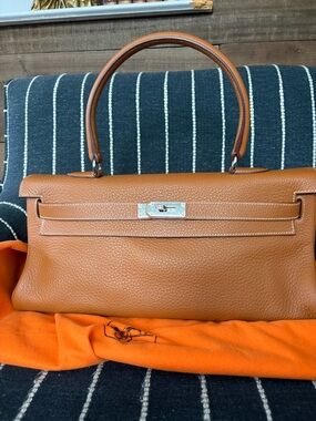 Authentic Hermes Gold Togo 2008 L square stamp Top-Handle